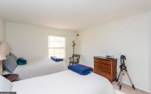 234 Drummers Ln, Wayne, PA 19087